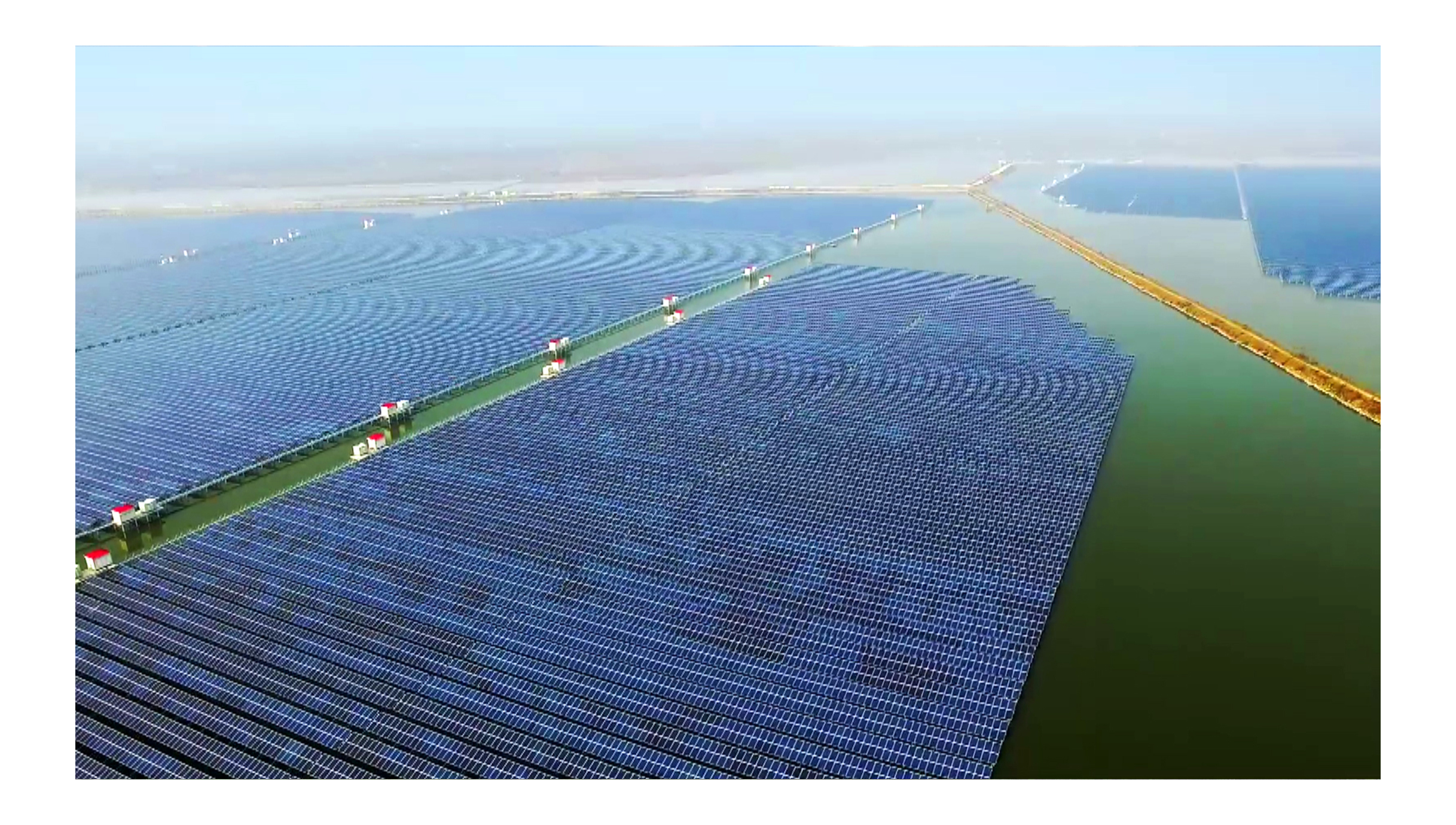 Zhejiang Longshan 400MW Water Surface Pile Photovoltaic Power Station Project(图1)